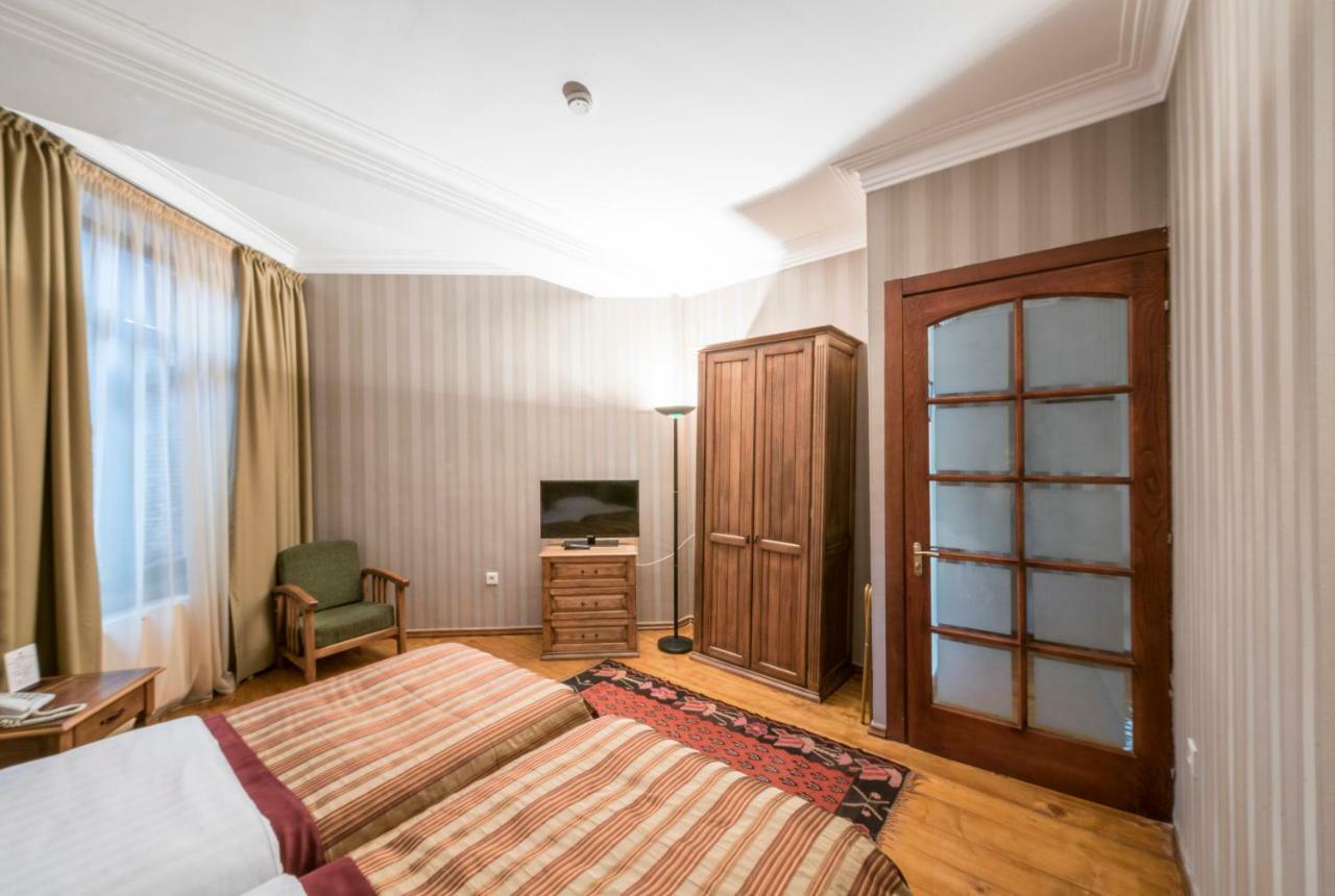Hotel Kopala Tbilisi Exteriör bild